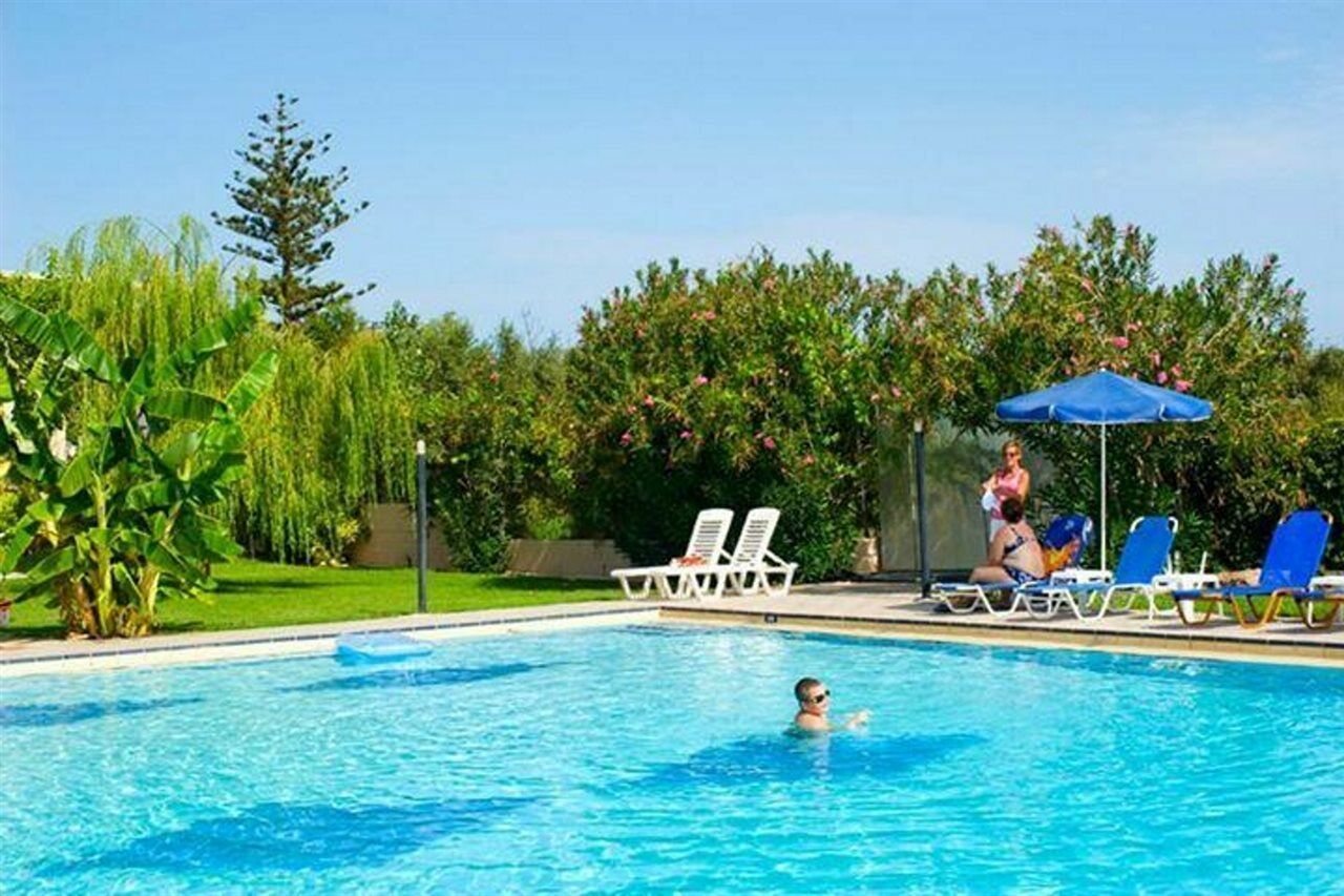 Alfa Hotel Apartments Gerani  Exteriér fotografie