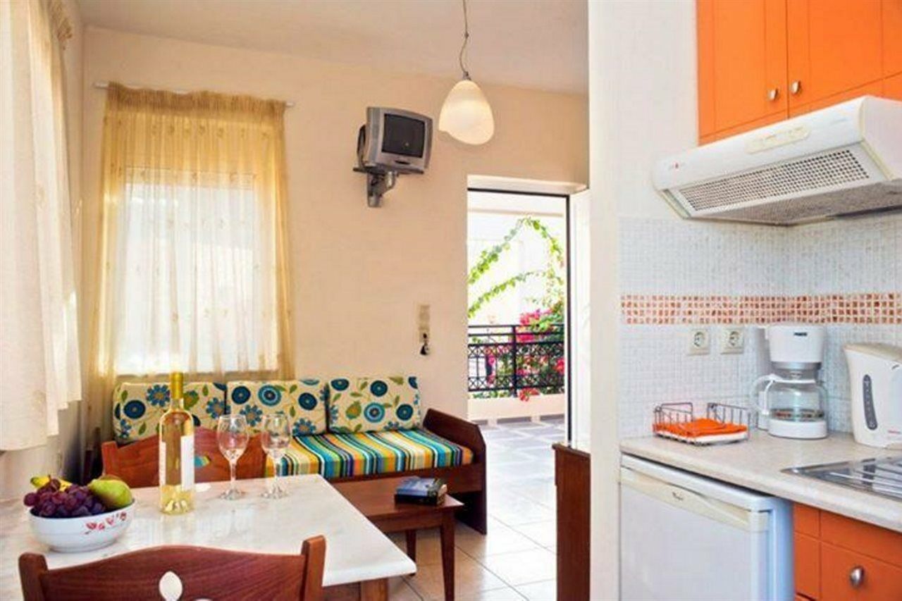 Alfa Hotel Apartments Gerani  Exteriér fotografie